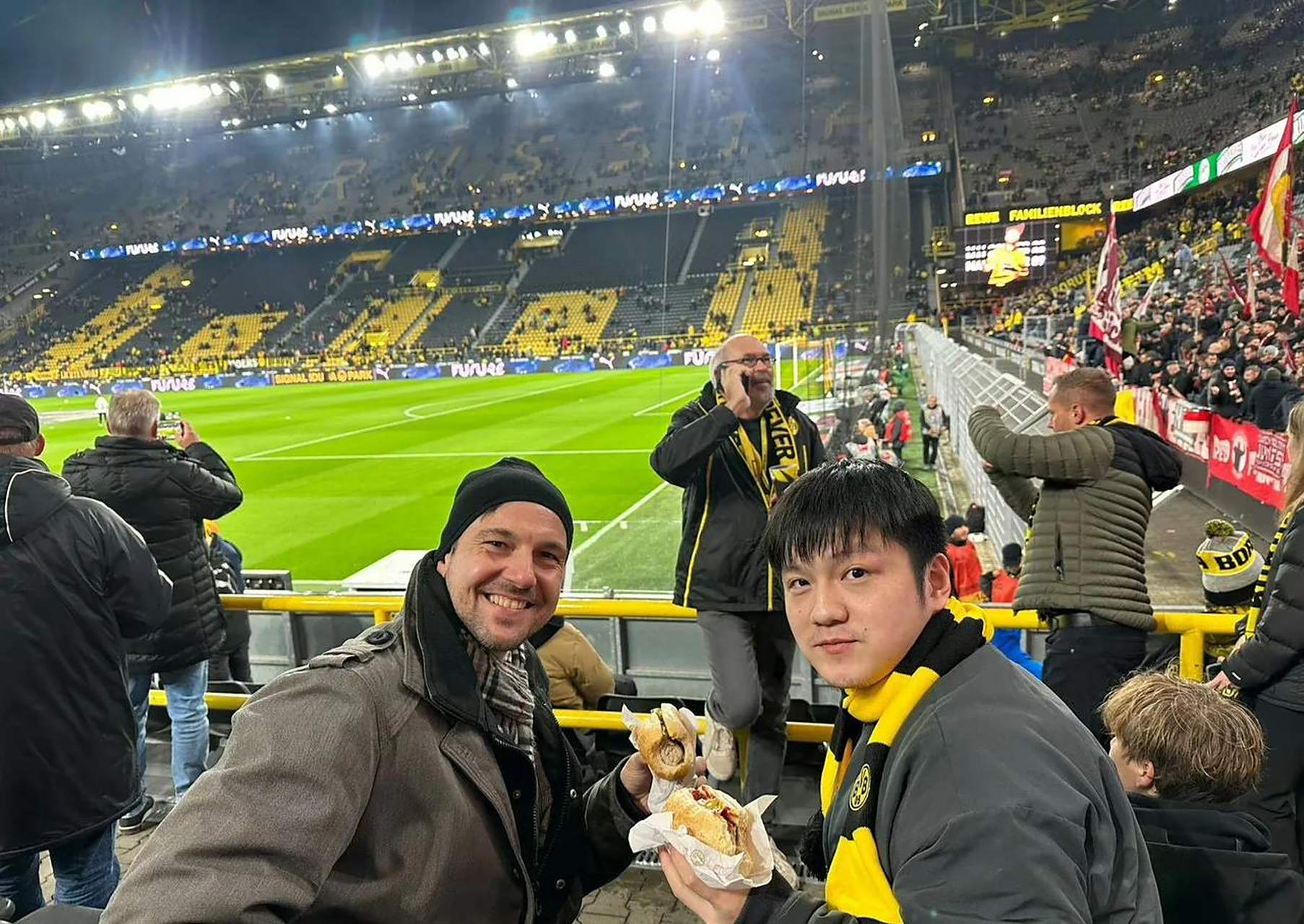 波兰乒乓球队鏖战英国乒乓球队，波尔惊艳世界