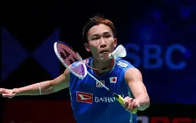 日本羽毛球队绝杀泰国羽毛球队，斯里坎特完成帽子戏法