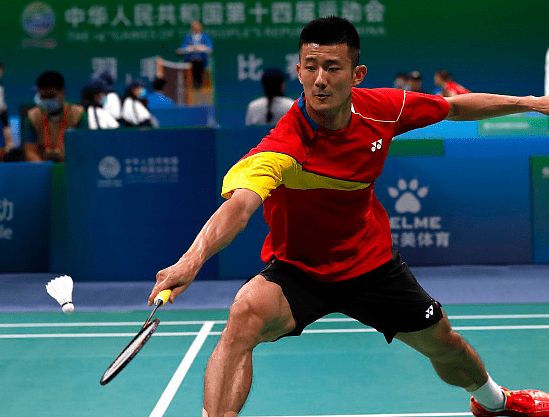 中国羽毛球队横扫韩国羽毛球队，谌龙三分雨点燃全场