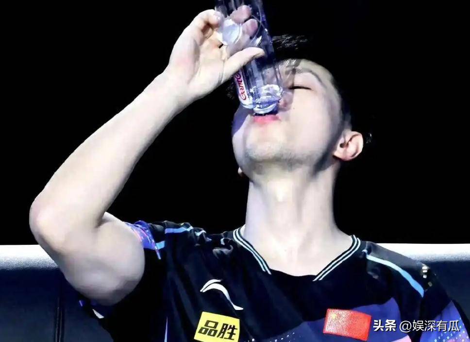 中国乒乓球队碾压比利时乒乓球队，马龙送出助攻