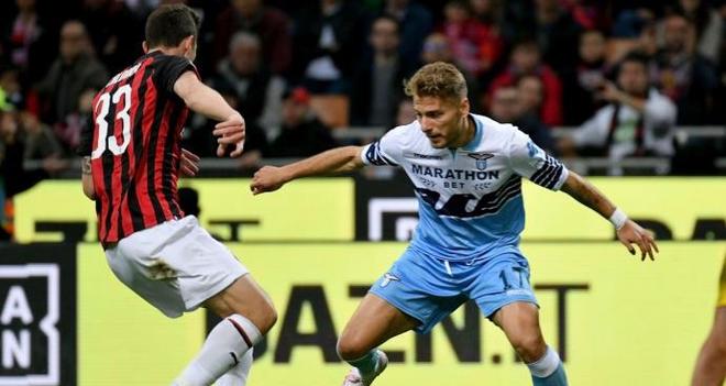 拜仁碾压AC米兰,莱万刷新纪录 拜仁碾压AC米兰,莱万刷新纪录