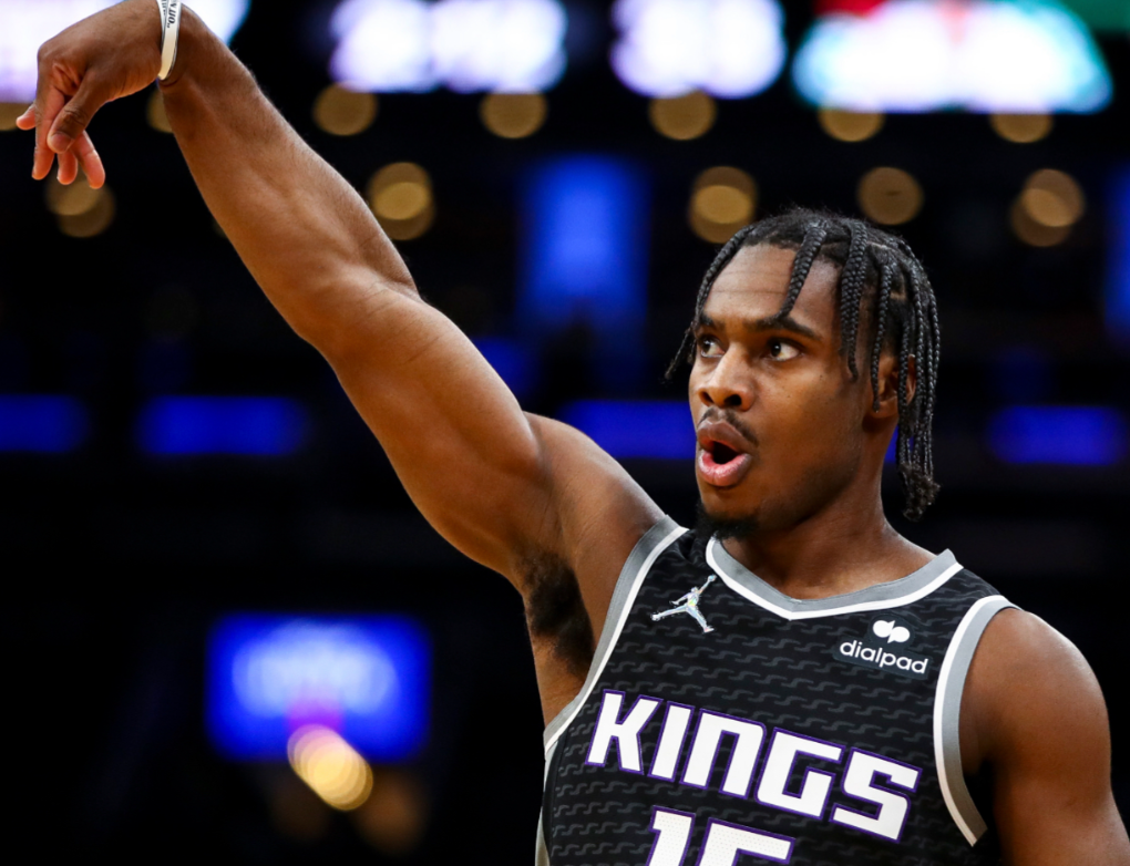 篮网翻盘浙江队，米切尔点燃赛场