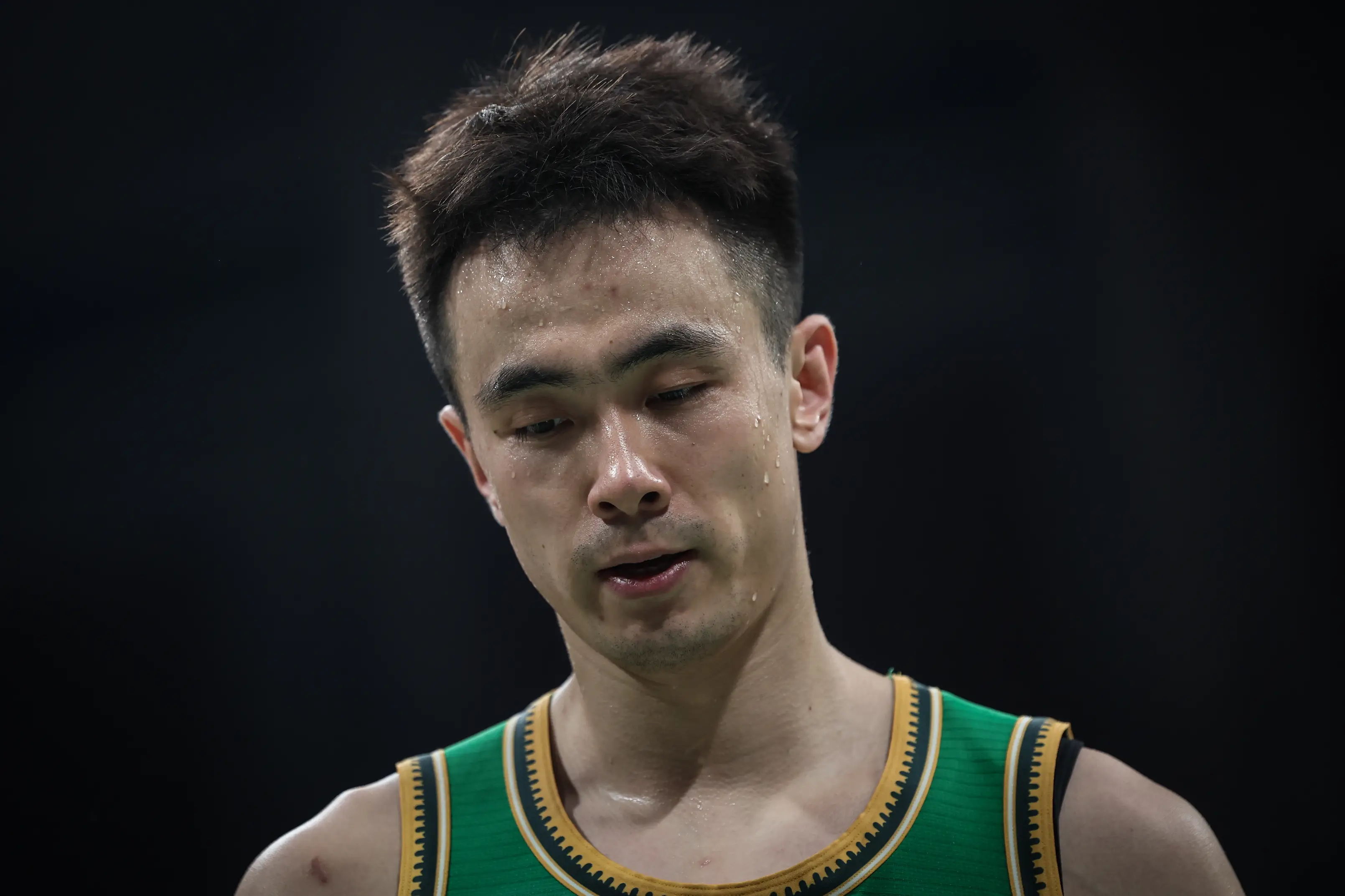 上海队轻取步行者,赵继伟惊艳四座 上海队轻取步行者,赵继伟惊艳四座