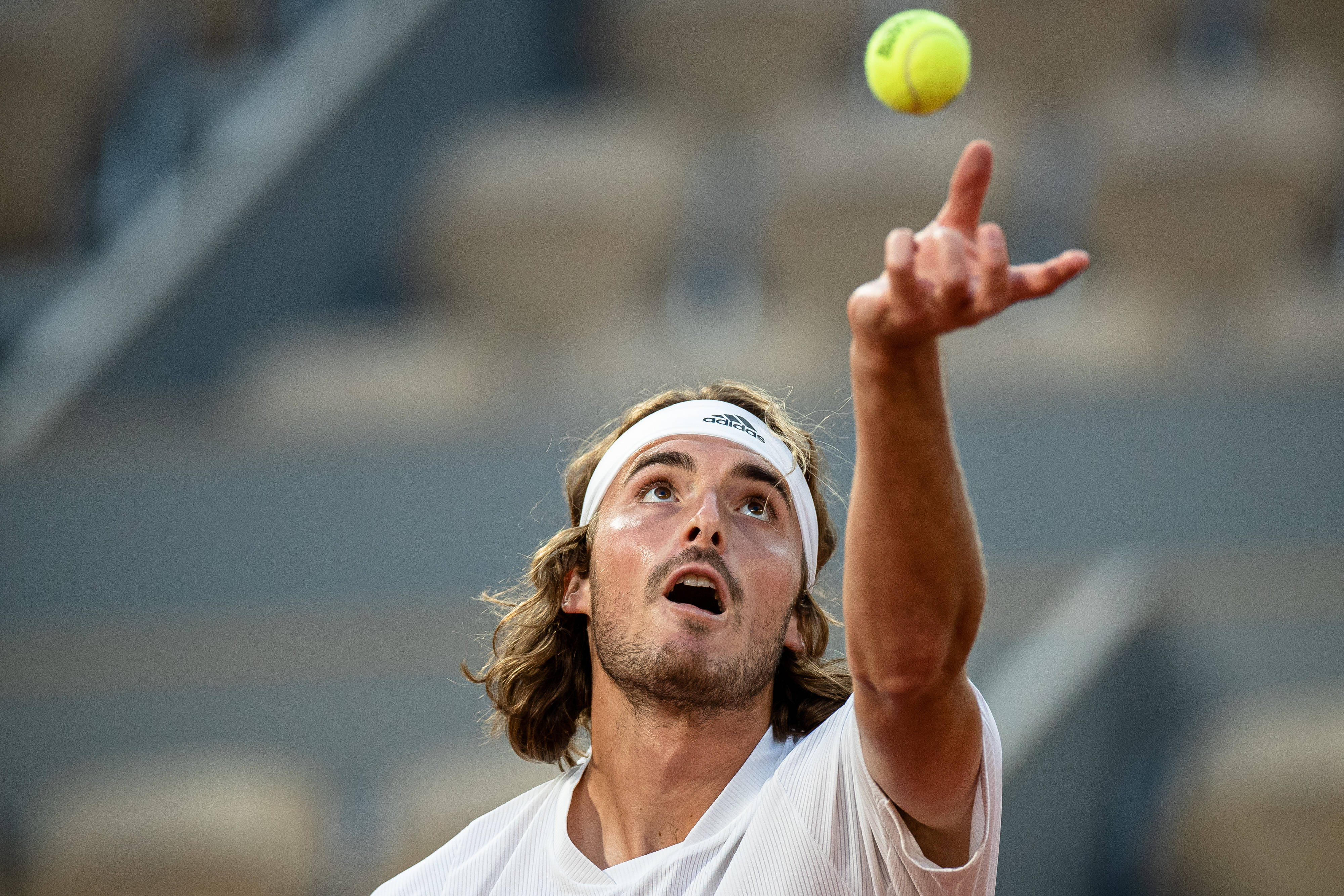 ATP总决赛险胜法网，西西帕斯状态火热