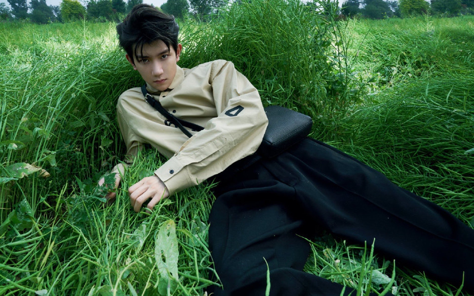 绝杀之夜的蓝色咏叹调，当姆巴佩照亮巴黎，若日尼奥以沉默定义轰鸣