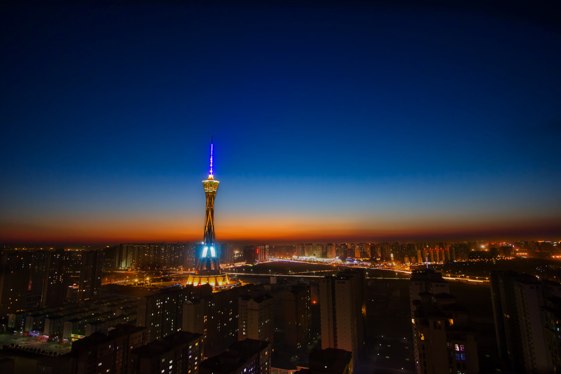 他用手术刀般冷静，肢解了猛龙精心构筑的整条防线