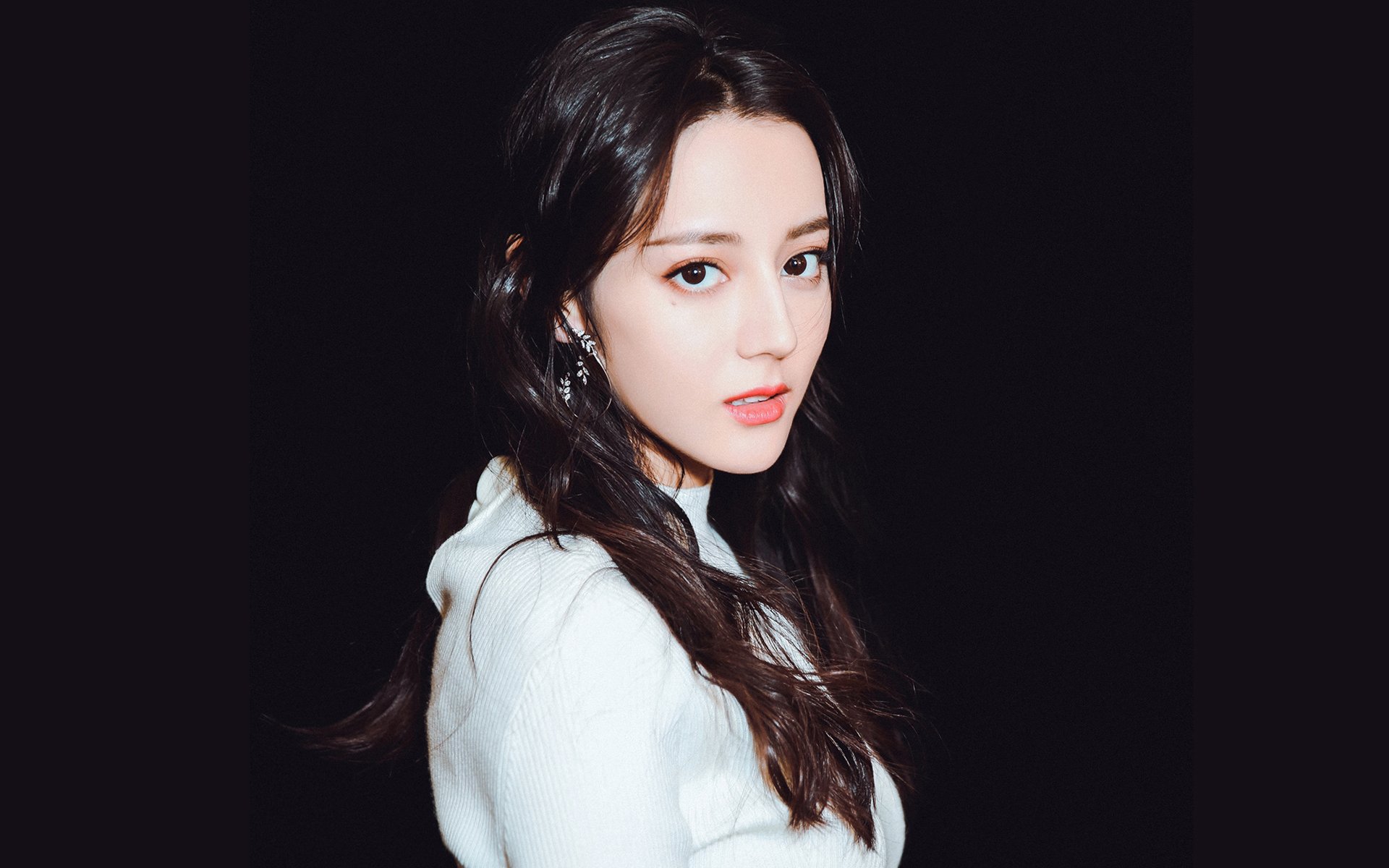 枫叶奇迹,无名球场上的历史性胜利—记加拿大国家队击沉黄色潜水艇比利亚雷亚尔