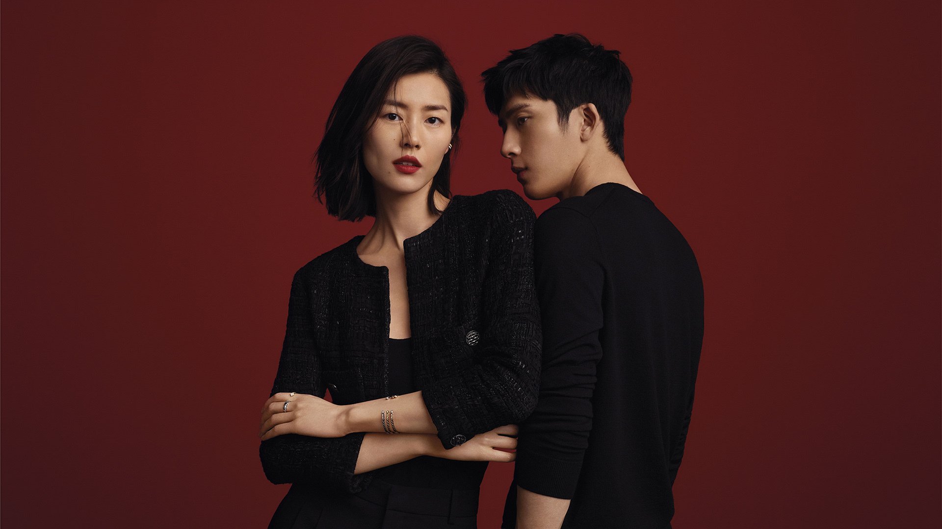 当红蓝条纹遇上红白单星,三笘薰如何成为巴萨掀翻智利的关键先生