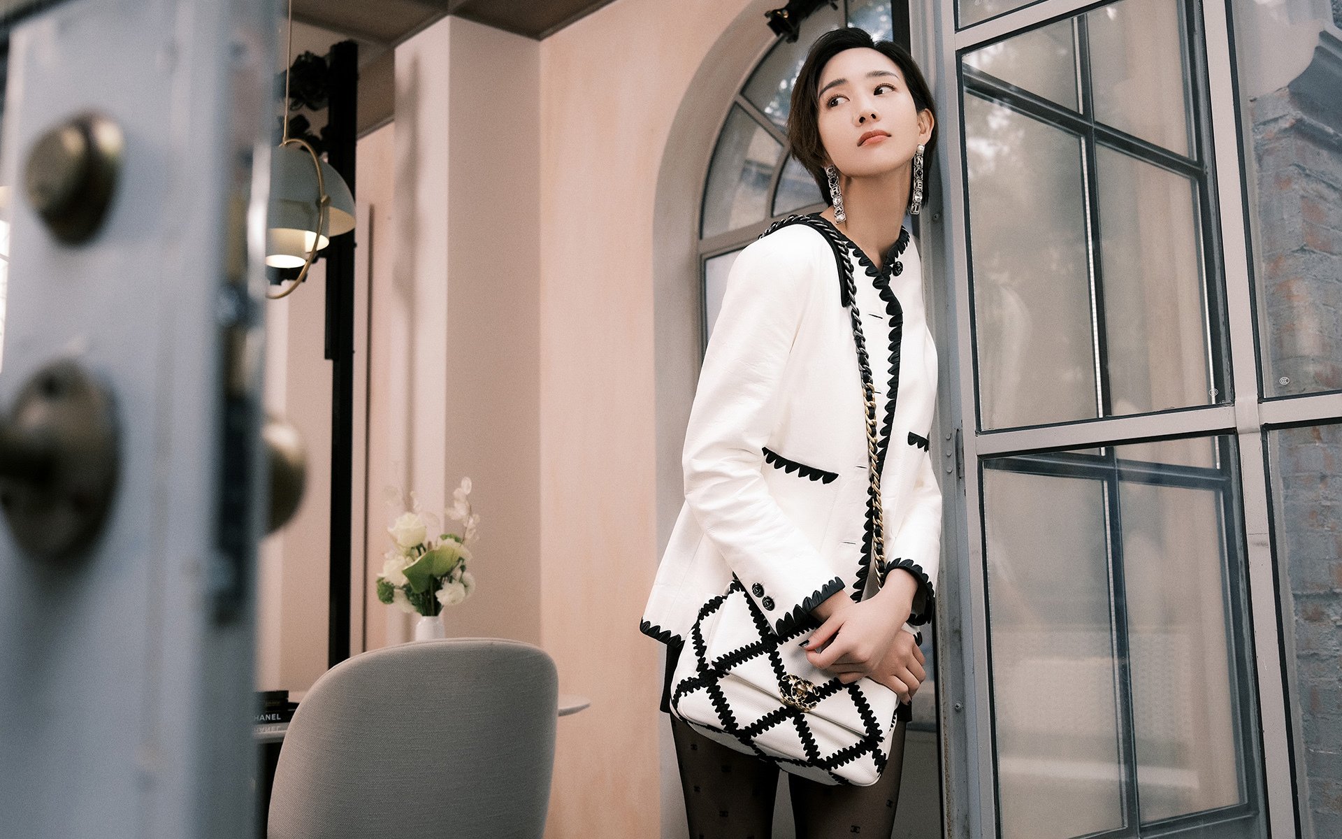 单臂擎天！马里黑星粉碎莱比锡，门迪的叹息之墙托起历史