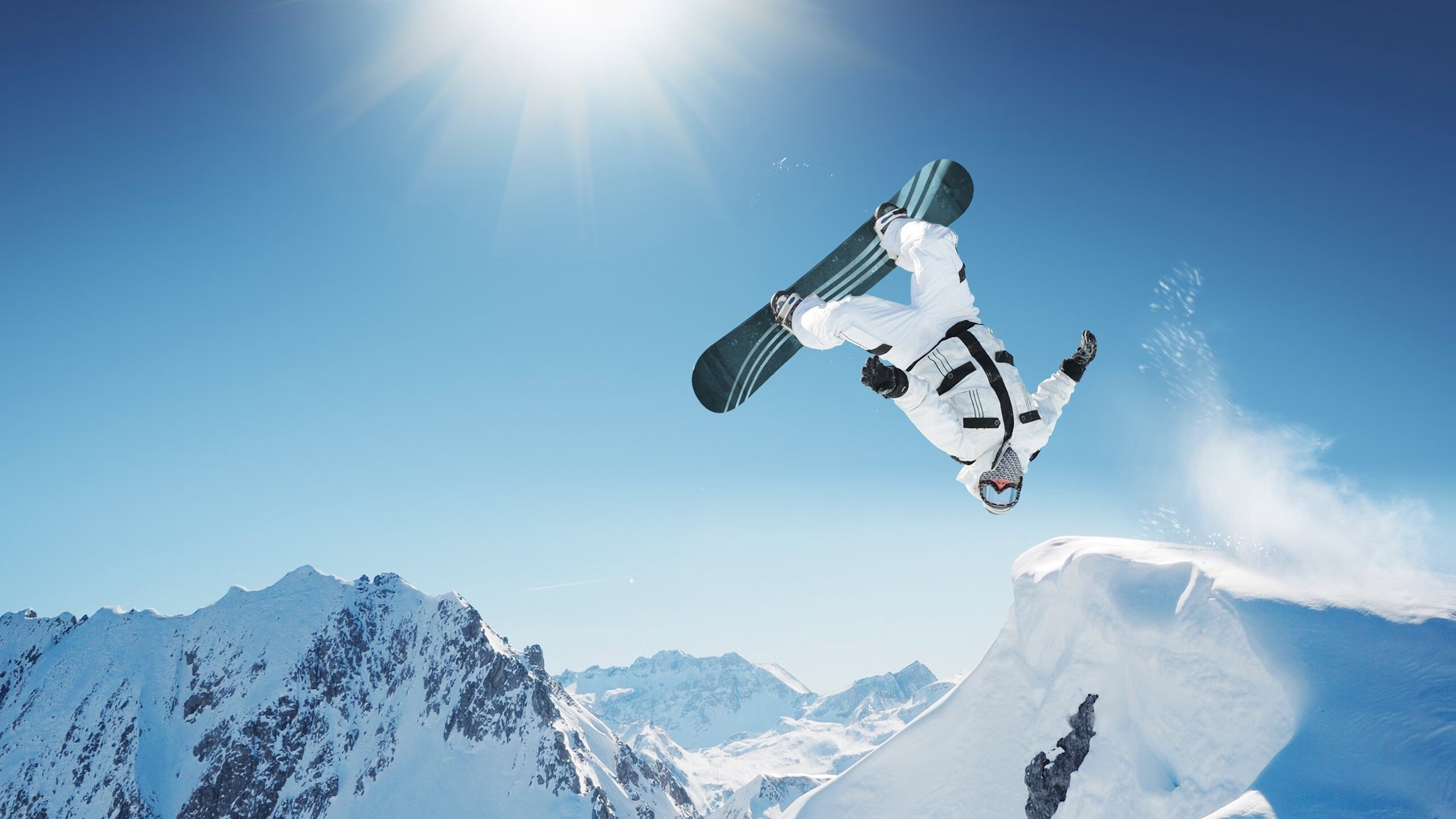 梅阿查引擎轰鸣,潘帕斯赛车手在爱尔兰赛道狂飙突进